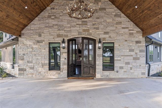 12877 Foutch Road, Pilot Point, TX 76258