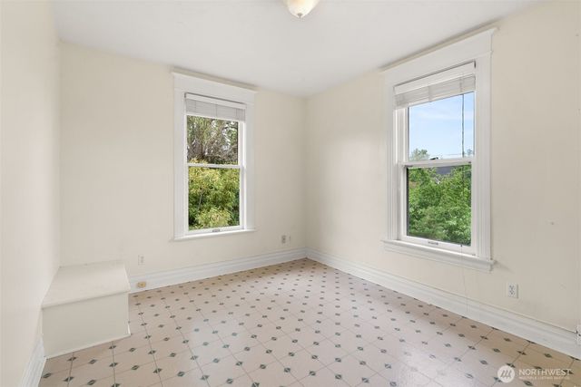 225 17th Avenue SE, Olympia, WA 98501