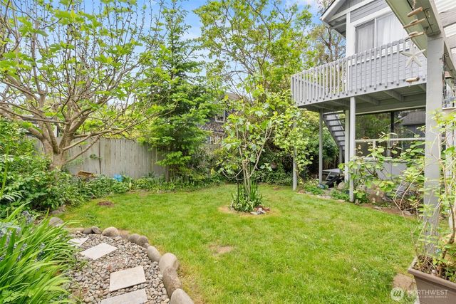 225 17th Avenue SE, Olympia, WA 98501