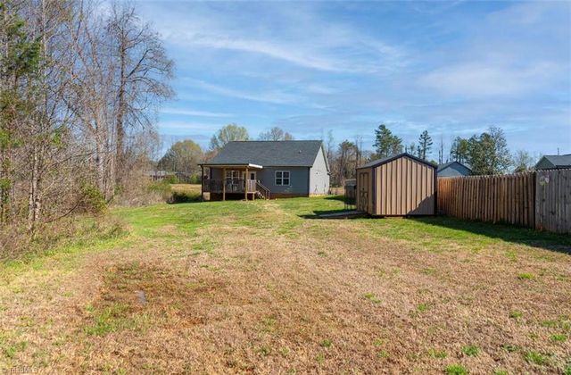 1611 Concrete Works Road, Winston-salem, NC 27107