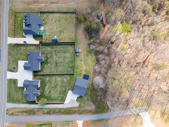 1611 Concrete Works Road, Winston-salem, NC 27107