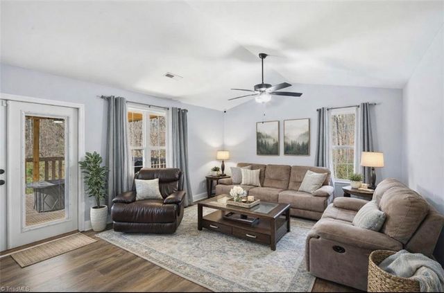 1611 Concrete Works Road, Winston-salem, NC 27107