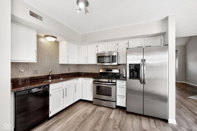 10769 Park Vista Court, Fishers, IN 46037