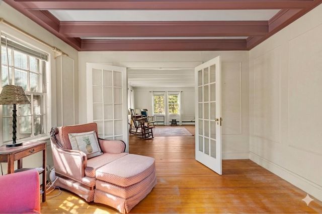 58 Loomis Lane, Centerville, MA 02632