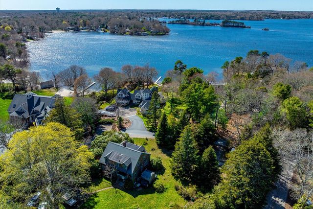 58 Loomis Lane, Centerville, MA 02632