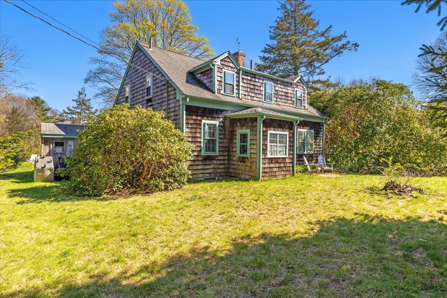 58 Loomis Lane, Centerville, MA 02632