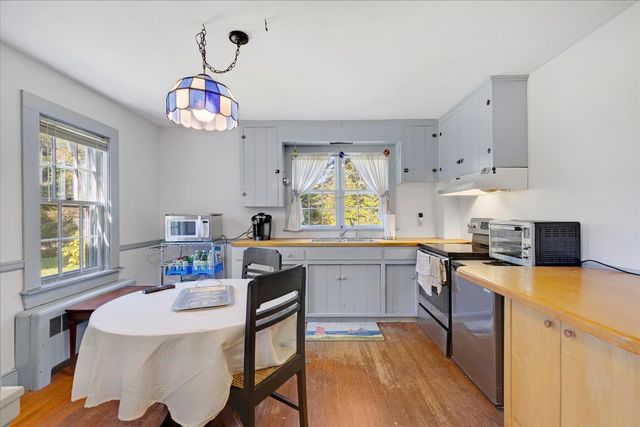 58 Loomis Lane, Centerville, MA 02632