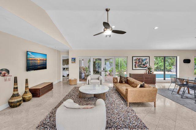 4441 NE 19TH Avenue, Oakland Park, FL 33308