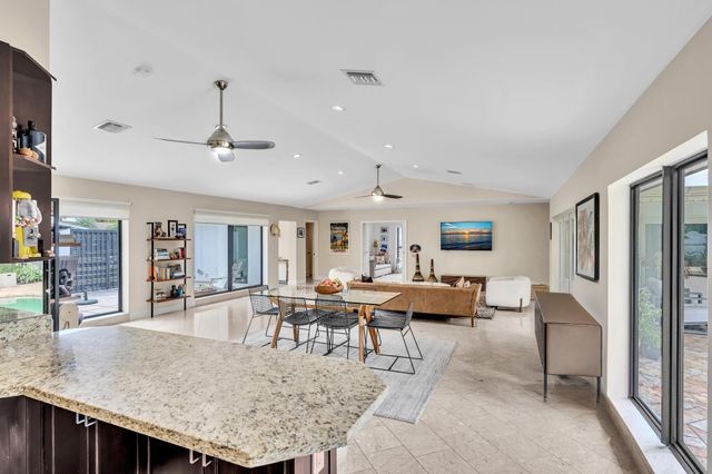 4441 NE 19TH Avenue, Oakland Park, FL 33308