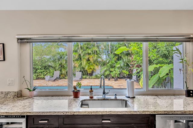 4441 NE 19TH Avenue, Oakland Park, FL 33308
