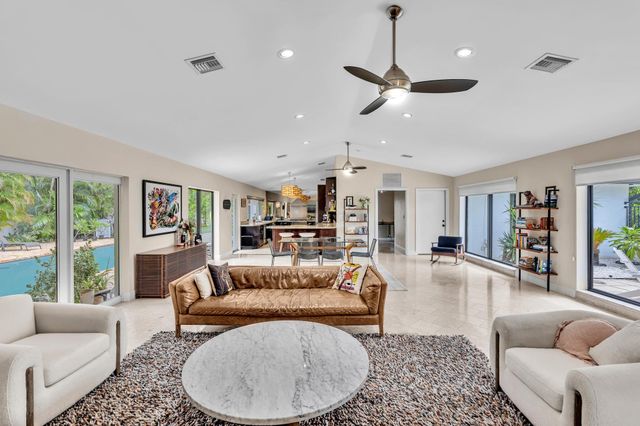 4441 NE 19TH Avenue, Oakland Park, FL 33308