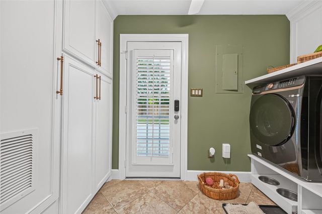 5531 Lymbar Drive, Houston, TX 77096