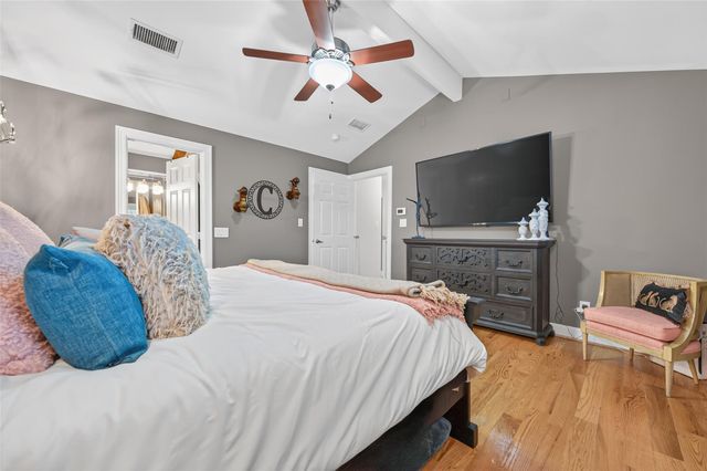 5531 Lymbar Drive, Houston, TX 77096