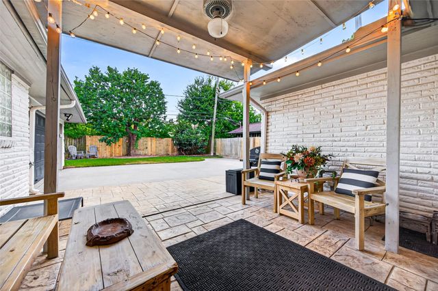5531 Lymbar Drive, Houston, TX 77096