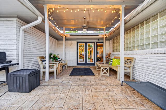5531 Lymbar Drive, Houston, TX 77096