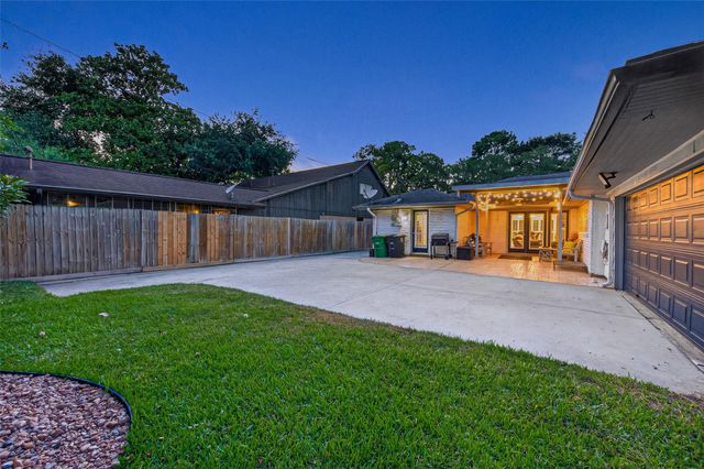 5531 Lymbar Drive, Houston, TX 77096