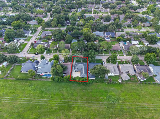 5531 Lymbar Drive, Houston, TX 77096