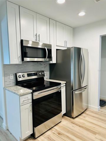 1045 CUMBERLAND ROAD, Venice, FL 34293