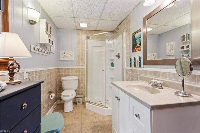 679 Shore DR, Hartfield, VA 23071