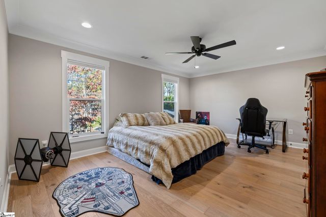 127 W Circle Avenue, Greenville, SC 29607