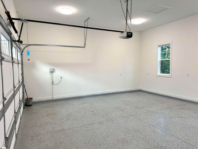 127 W Circle Avenue, Greenville, SC 29607