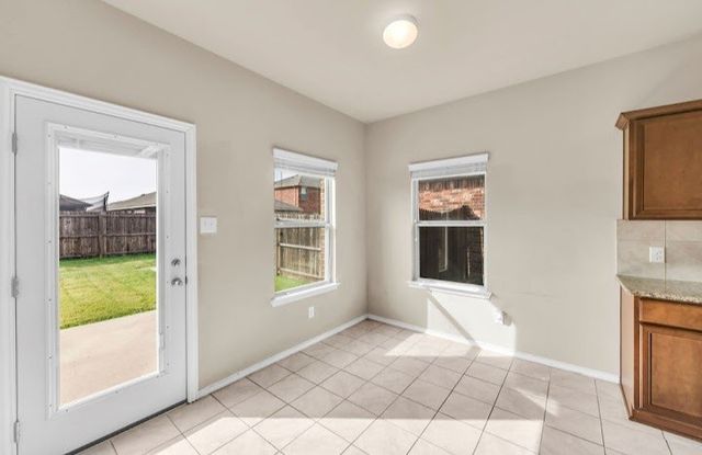 2315 Julia Lane, Forney, TX 75126