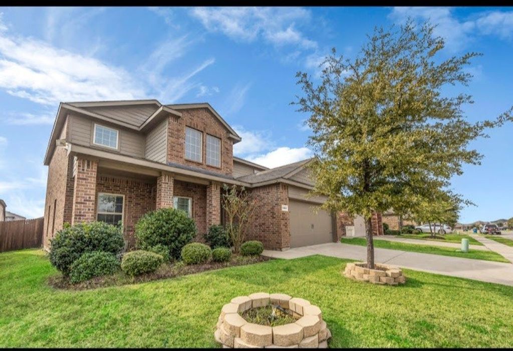 2315 Julia Lane, Forney, TX 75126