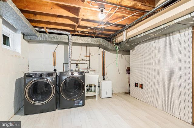 7432 LARNE LN, Lorton, VA 22079