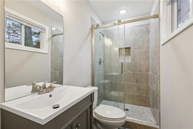 3975 Northstrand Drive, Decatur, GA 30035