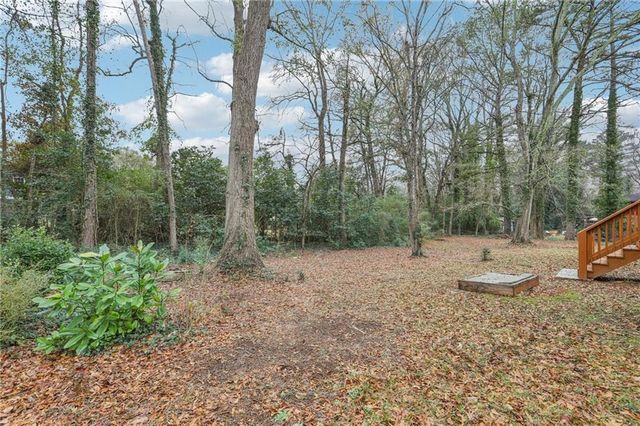 3975 Northstrand Drive, Decatur, GA 30035