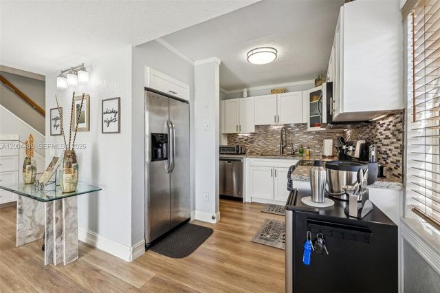 3862 NE 171st St E, North Miami Beach, FL 33160