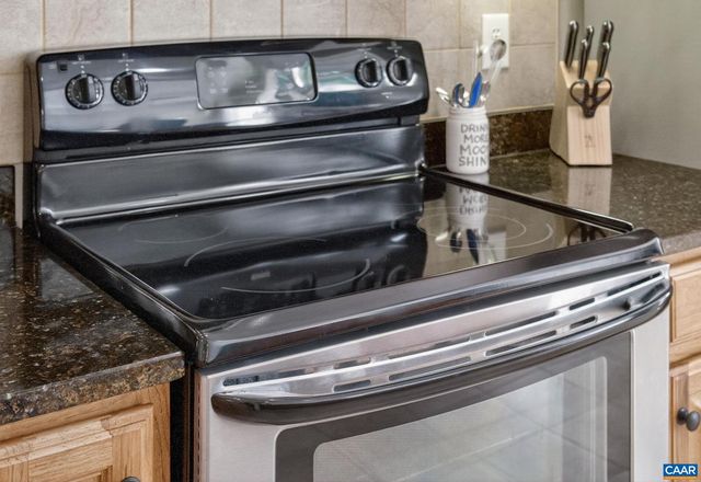 1338 GATE POST LN, Charlottesville, VA 22901