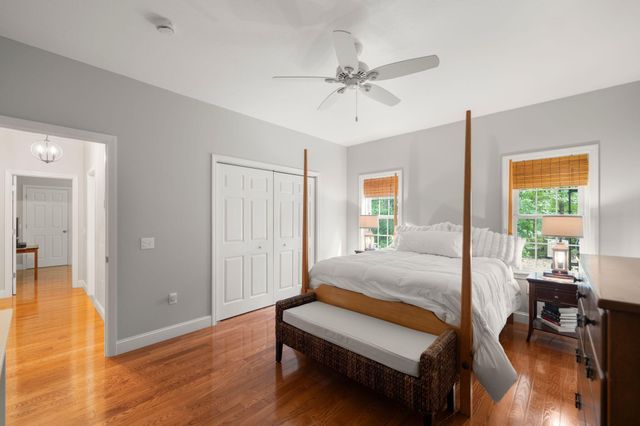 29 Pimlico Pond Road, Mashpee, MA 02649