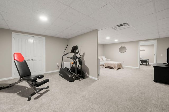 29 Pimlico Pond Road, Mashpee, MA 02649
