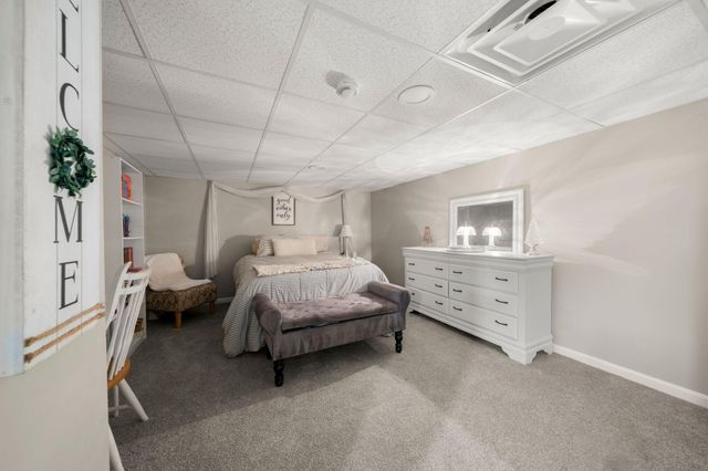 29 Pimlico Pond Road, Mashpee, MA 02649