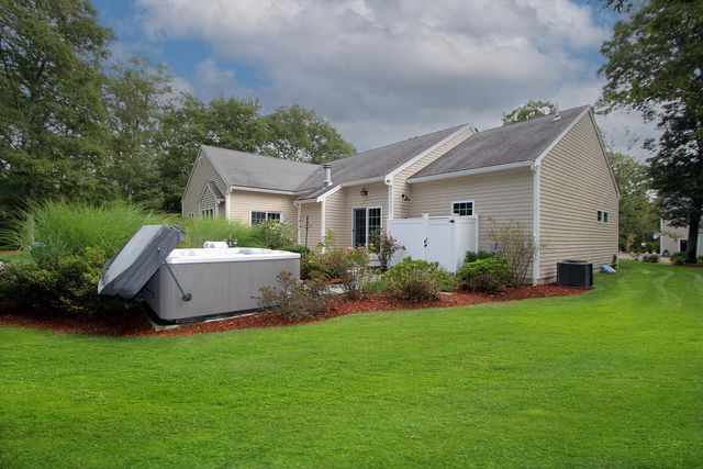29 Pimlico Pond Road, Mashpee, MA 02649