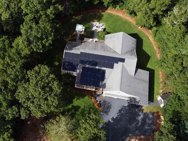 29 Pimlico Pond Road, Mashpee, MA 02649