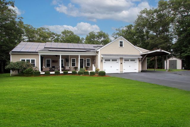 29 Pimlico Pond Road, Mashpee, MA 02649