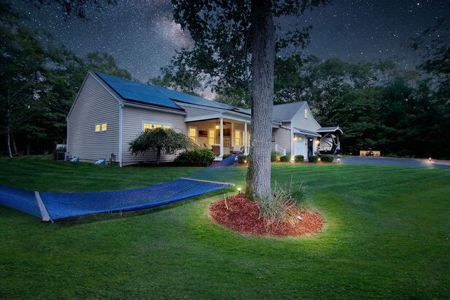 29 Pimlico Pond Road, Mashpee, MA 02649