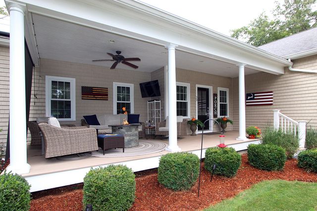 29 Pimlico Pond Road, Mashpee, MA 02649