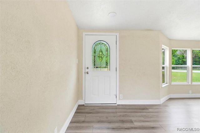 7901 W Lefty Court, Crystal River, FL 34428