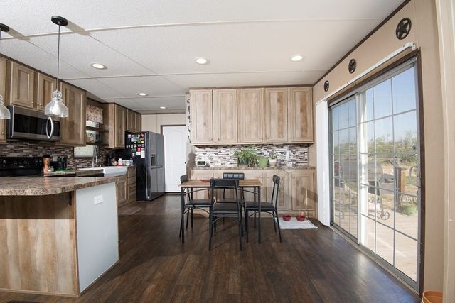 16117 S Post Oak Street, Carlsbad, TX 76934