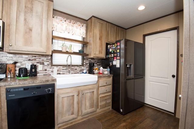 16117 S Post Oak Street, Carlsbad, TX 76934