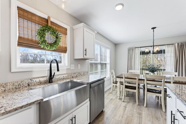 842 Marksman Ct, Clarksville, TN 37042