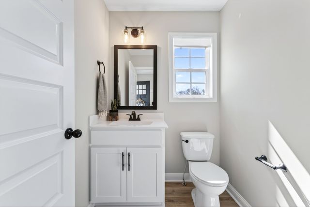 842 Marksman Ct, Clarksville, TN 37042