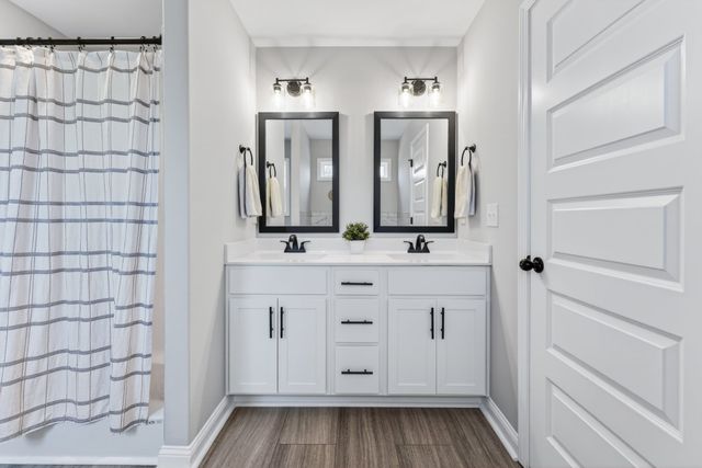 842 Marksman Ct, Clarksville, TN 37042