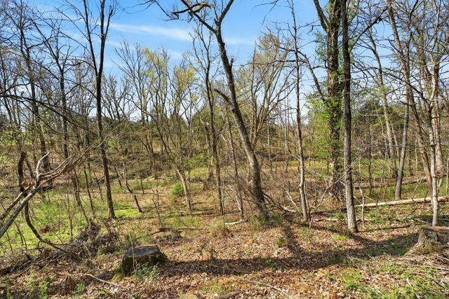 842 Marksman Ct, Clarksville, TN 37042