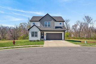 842 Marksman Ct, Clarksville, TN 37042
