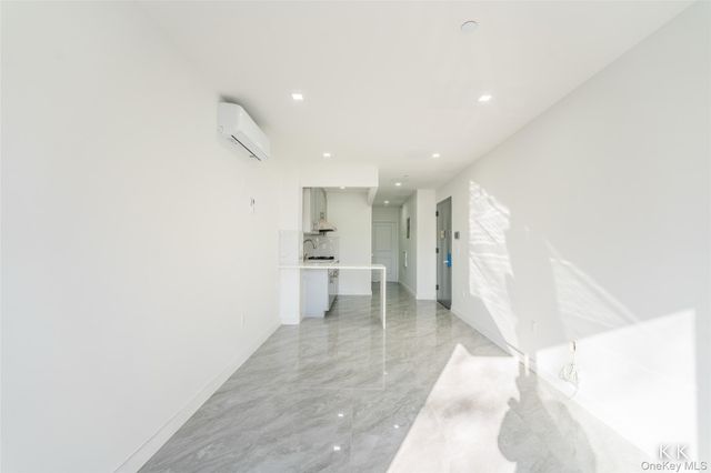 941 57TH Street 1A, Brooklyn, NY 11219