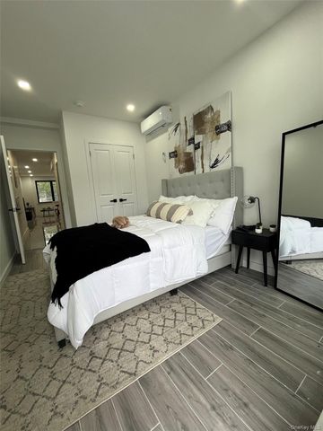 941 57TH Street 1A, Brooklyn, NY 11219